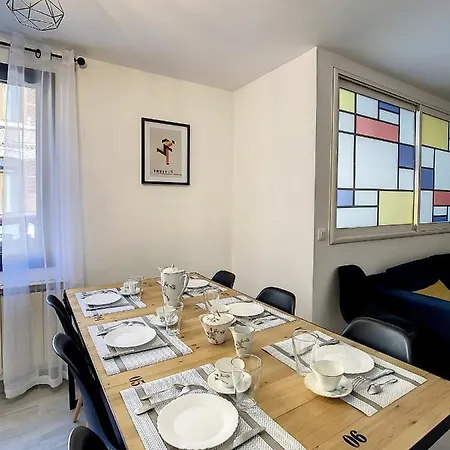 Semesterbostad Grande Maison Amienoise Toute Equipee 8pers Wifi